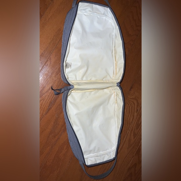 VERA BRADLEY BACKPACK AND LUNCHBOX FOR $35 - Picture 2 of 2